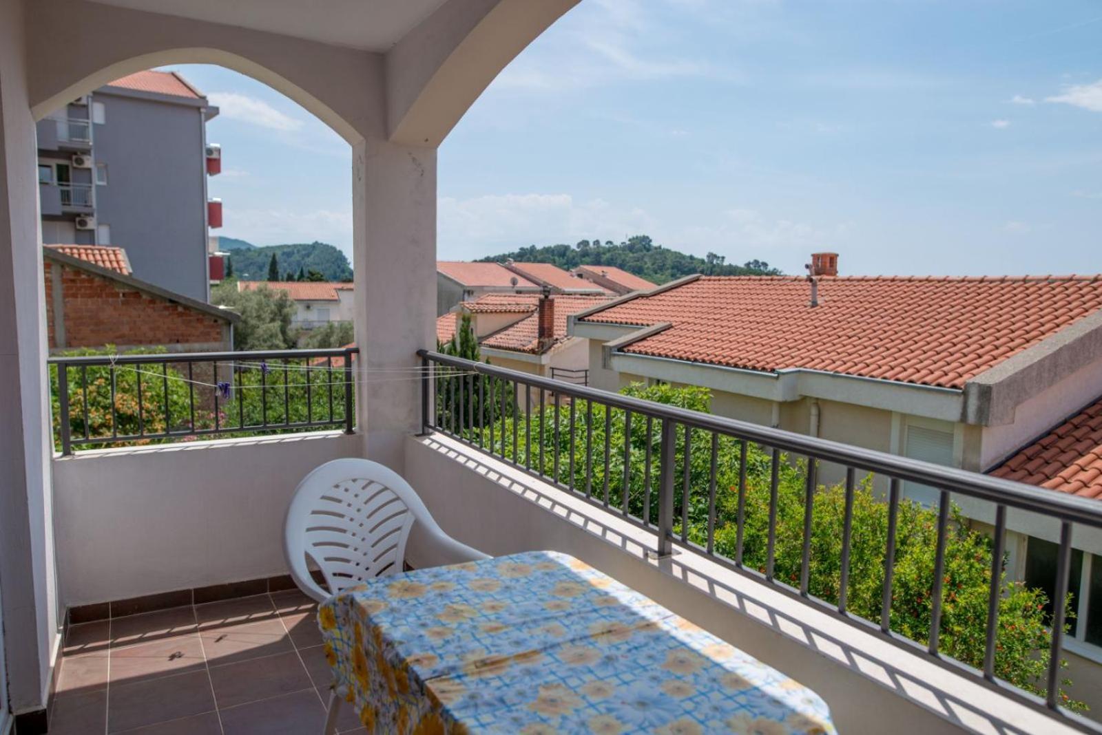 Villa Vjera Petrovac Exteriör bild